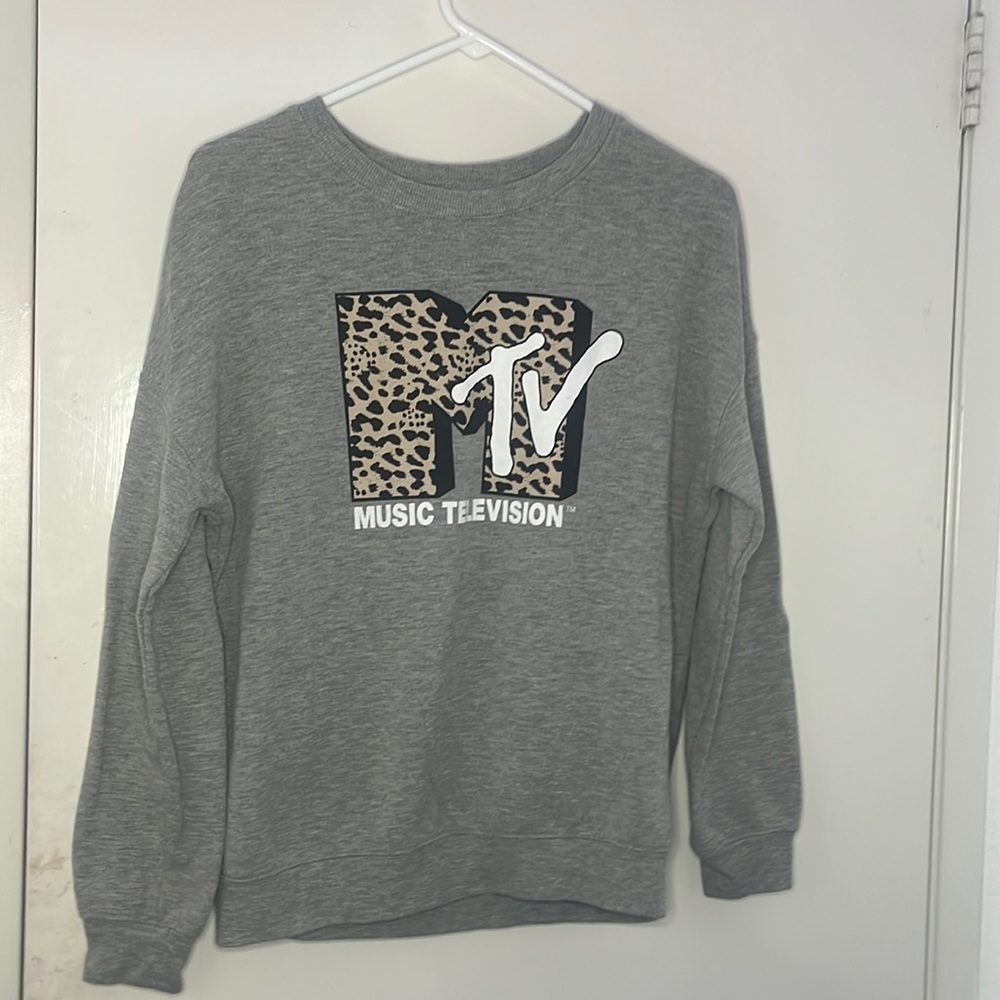 2020 grey mtv sweatshirt